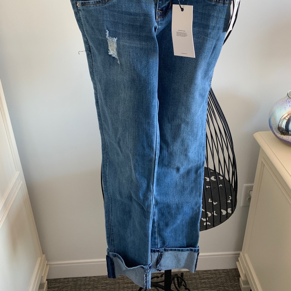 Capris - Picture 3 of 3